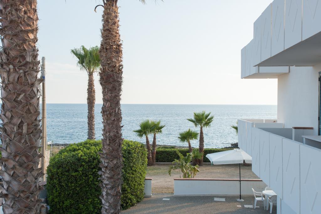 טורה סן ג'ובאני אוג'נטו Blu Side Hotel & Residence מראה חיצוני תמונה