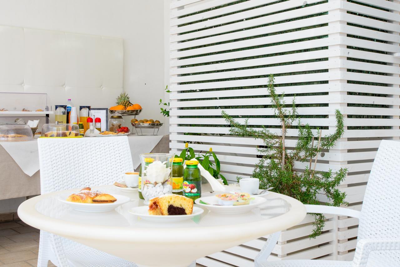 טורה סן ג'ובאני אוג'נטו Blu Side Hotel & Residence מראה חיצוני תמונה